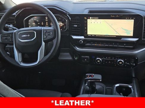 New 2026 GMC Sierra 1500 SLT image 4