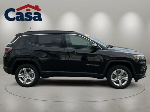Used 2023 Jeep Compass Latitude AWD/4WD image 7