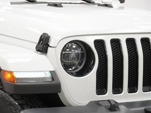 Certified 2022 Jeep Wrangler Unlimited Sahara image 6