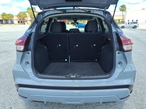 Used 2023 Nissan Kicks SV FWD image 19