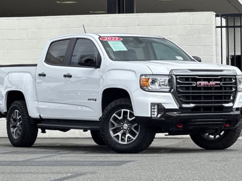 Used 2022 GMC Canyon AT4 w/ Trailering Package AWD/4WD image 2