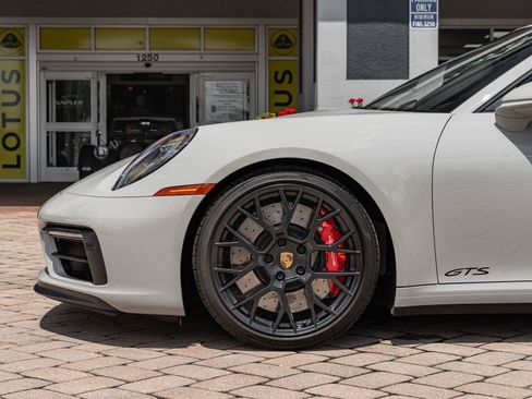 Used 2024 Porsche 911 Carrera GTS RWD image 41