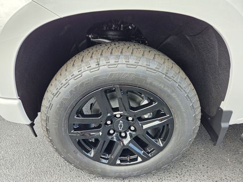 New 2026 Chevrolet Silverado 1500 RST w/ RST Select Package image 4