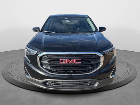 Used 2018 GMC Terrain SLE image 2