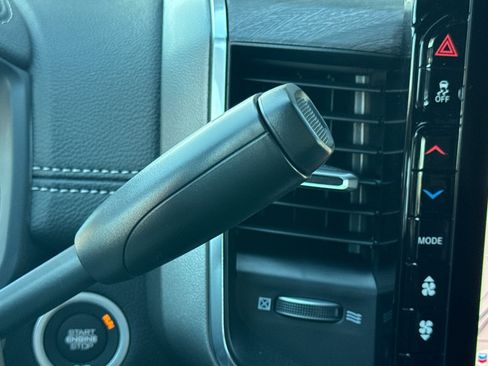 New 2026 RAM 3500 Laramie AWD/4WD image 20
