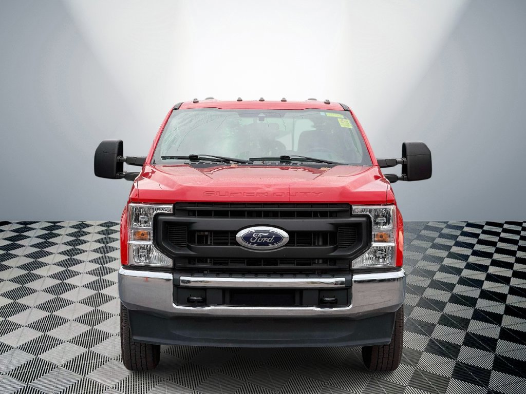 Used 2021 Ford F250 XL w/ Power Equipment Group AWD/4WD image 2