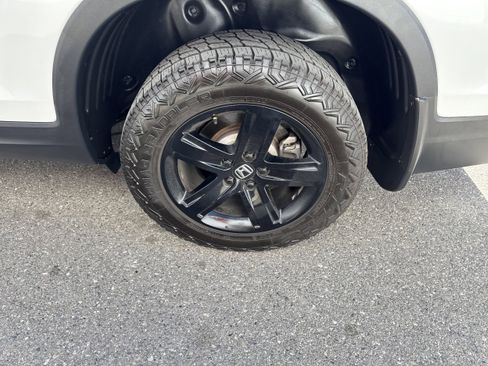 Used 2021 Honda Ridgeline Black Edition image 10