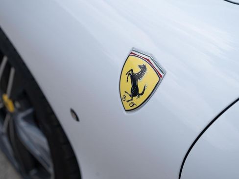 Used 2024 Ferrari Roma Spider RWD image 20
