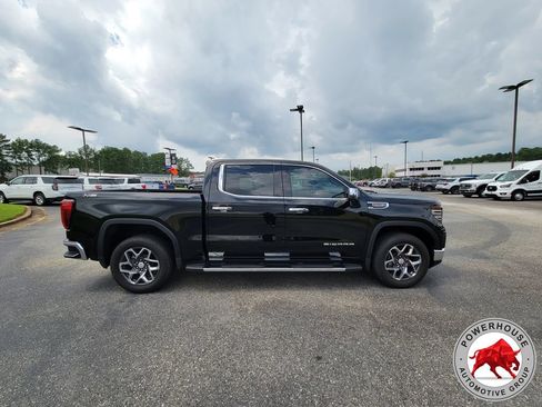 Used 2025 GMC Sierra 1500 SLT w/ SLT Premium Plus Package AWD/4WD image 6