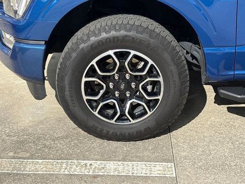 Certified 2022 Ford F150 XLT w/ Equipment Group 302A High image 11