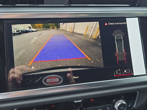 New 2025 Audi Q3 2.0T Premium image 22