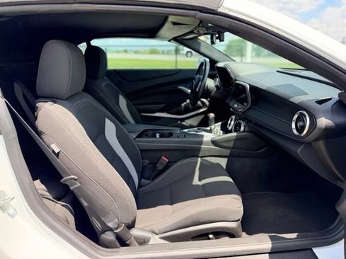 Used 2024 Chevrolet Camaro SS RWD image 10
