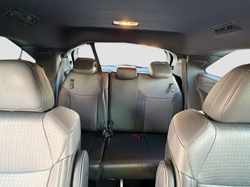 Used 2024 Toyota Sienna XLE Woodland Edition image 21