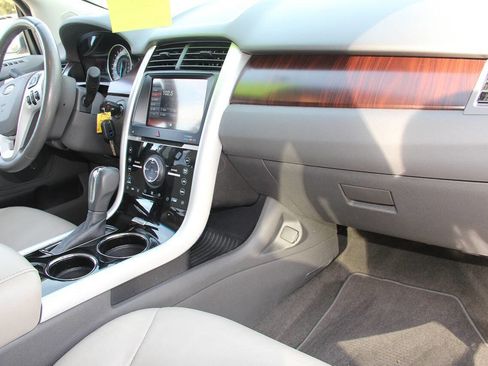 Used 2012 Ford Edge Limited image 14