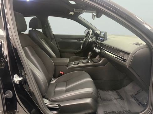 Used 2023 Honda Civic Sport image 13
