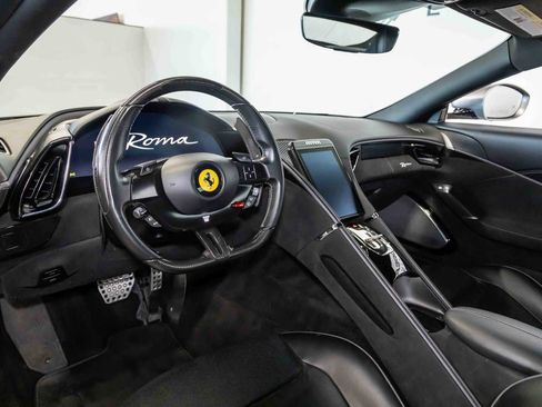 Used 2021 Ferrari Roma RWD image 28
