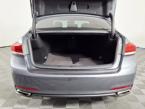 Used 2017 Genesis G80 3.8 RWD image 8