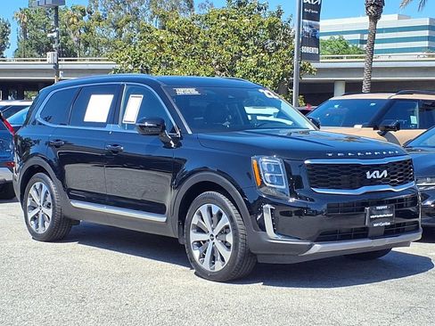 Certified 2022 Kia Telluride EX w/ EX Premium Package FWD image 7