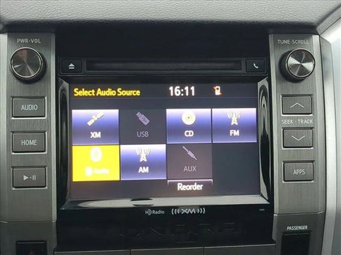 Used 2015 Toyota Tundra SR5 w/ SR5 Upgrade Package image 13