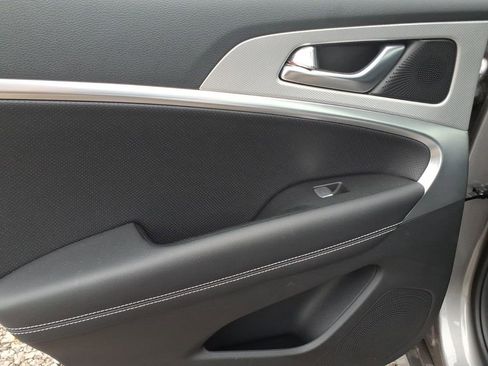 Used 2026 Genesis G70 2.5T Prestige RWD image 10