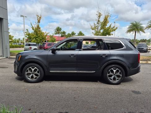 Used 2022 Kia Telluride EX w/ Towing Package FWD image 7