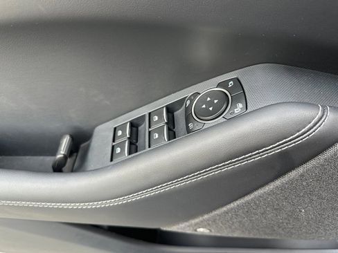 Used 2024 Ford Mustang Mach-E Premium image 28