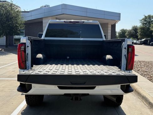 Used 2024 GMC Sierra 2500 Denali Ultimate w/ Max Trailering Package AWD/4WD image 6