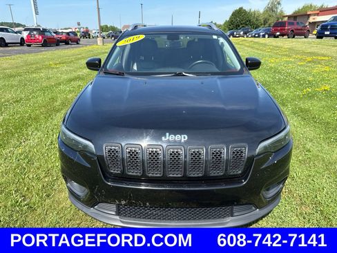 Used 2019 Jeep Cherokee Latitude Plus w/ Comfort/Convenience Group AWD/4WD image 6