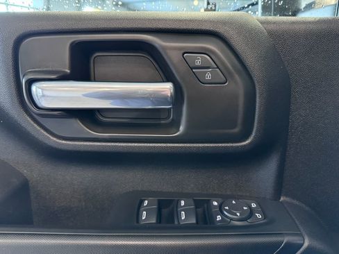 Certified 2025 Chevrolet Silverado 2500 Custom w/ Custom Value Package image 22