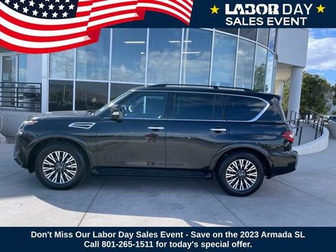 Used 2023 Nissan Armada SL w/ Midnight Edition Package AWD/4WD image 2