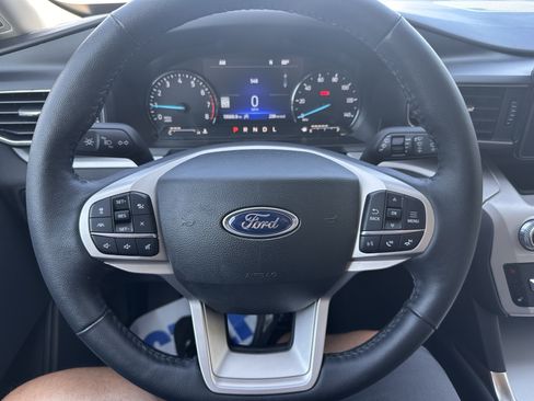 Certified 2023 Ford Explorer XLT w/ Equipment Group 202A AWD/4WD image 20