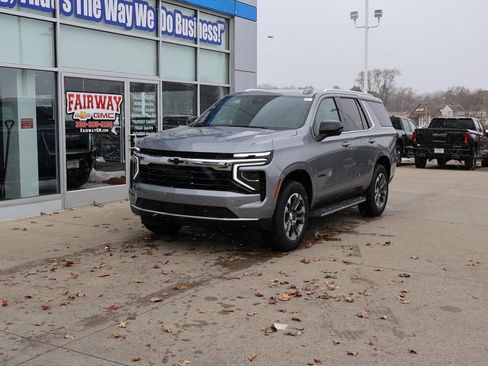 New 2026 Chevrolet Tahoe LS w/ LPO, Dark Essentials Package AWD/4WD image 6