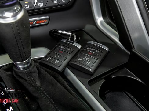 Used 2015 Chevrolet Corvette Z06 w/ 3LZ Preferred Equipment Group RWD image 97