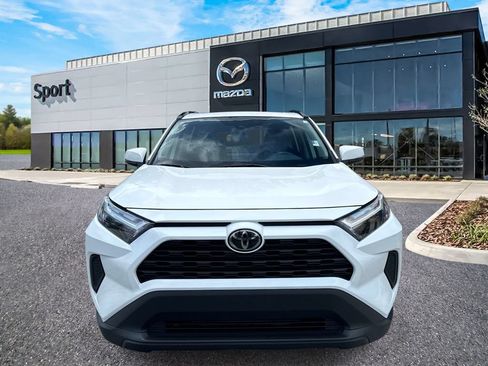Used 2024 Toyota RAV4 XLE w/ Convenience Package FWD image 8