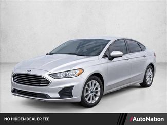 Used 2019 Ford Fusion SE FWD video 1
