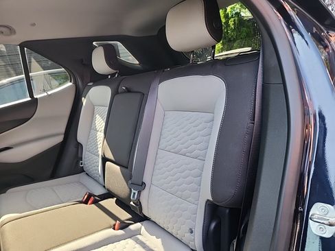 Used 2020 Chevrolet Equinox LS w/ LS Convenience Package FWD image 29