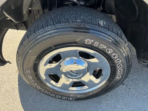 Used 2006 Ford F150 2WD Regular Cab image 9