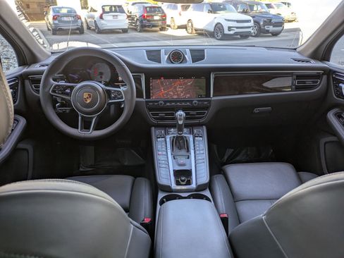 Used 2019 Porsche Macan S image 30