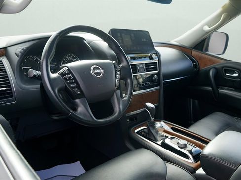 Used 2023 Nissan Armada SL w/ Captain's Chairs Package image 12
