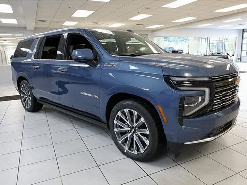 New 2026 Chevrolet Suburban High Country image 7