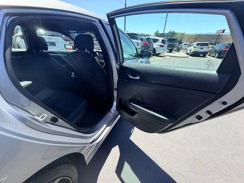 Used 2020 Honda Civic Sport image 21