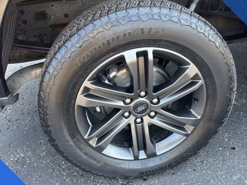 Used 2022 Ford F150 XLT w/ Equipment Group 302A High image 12