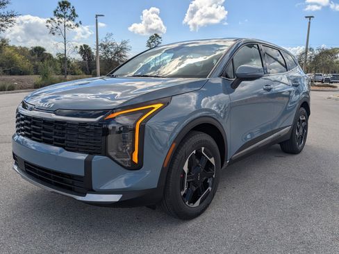 New 2026 Kia Sportage S image 9