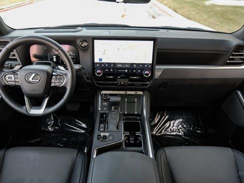 Used 2025 Lexus GX 550 image 22