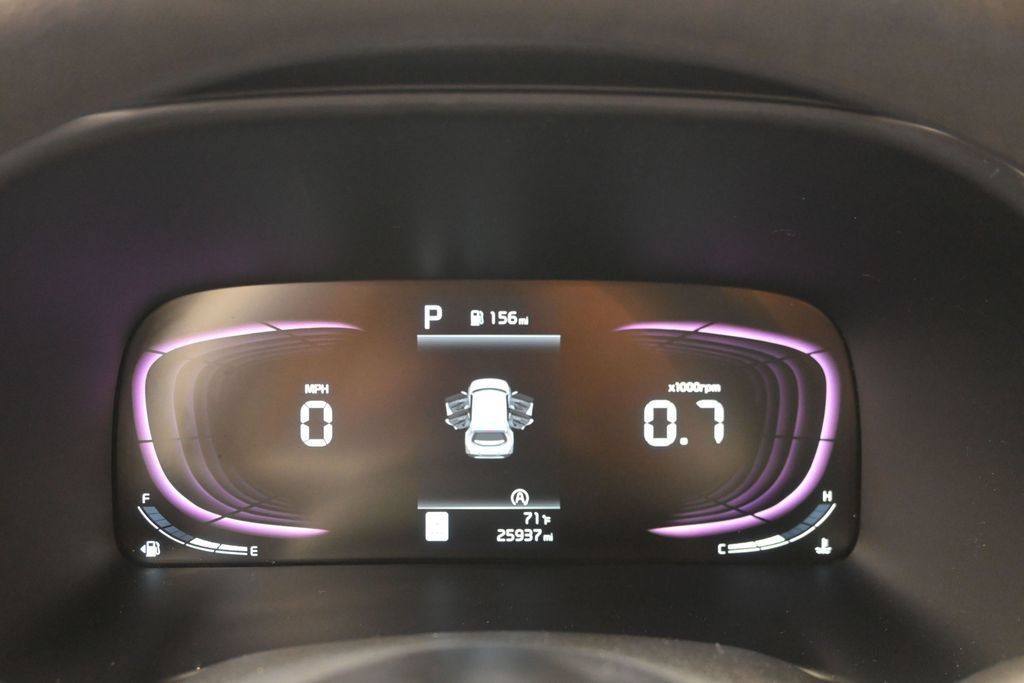 Used 2023 Kia Soul LX w/ Option Group 015 FWD image 15