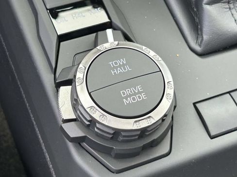 New 2026 Toyota 4Runner Limited AWD/4WD image 23