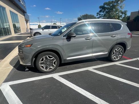 Used 2021 Hyundai Santa Fe Limited w/ Cargo Package FWD image 2
