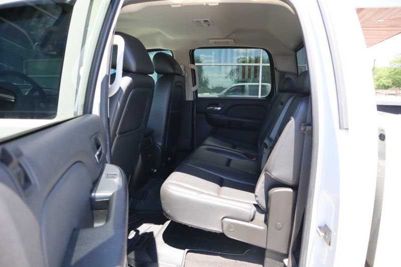 Used 2014 Chevrolet Silverado 3500 LTZ w/ LTZ Plus Package AWD/4WD image 14