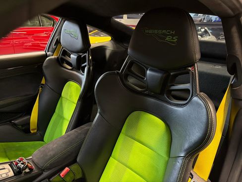 Used 2019 Porsche 911 GT3 RS RWD image 19