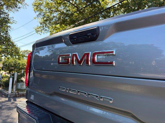 Used 2023 GMC Sierra 1500 SLT w/ SLT Premium Package AWD/4WD image 15